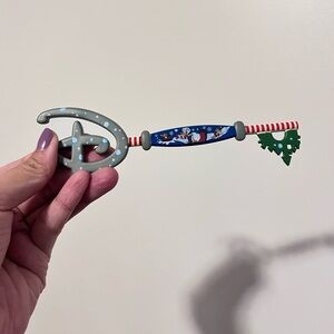 3/$20 ☀️ Donald Duck Disney Store Collectible Key from Holiday Mystery Set